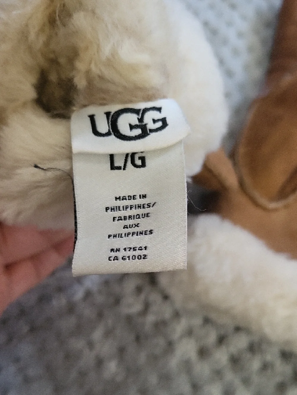 UGG Chestnut‎ Suede Shearling-Lined Gloves Size Large